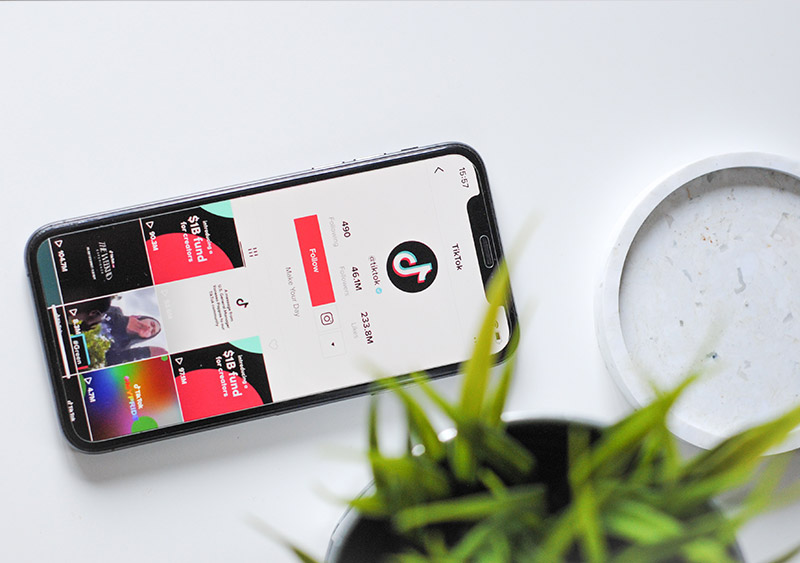 Marketing sur TikTok: la nécessité d'y générer du contenu